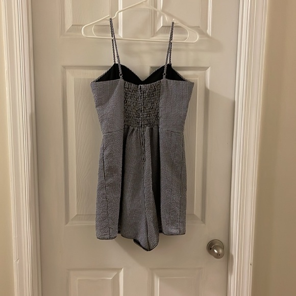 Gangnam romper with elastic back - Picture 2 of 2